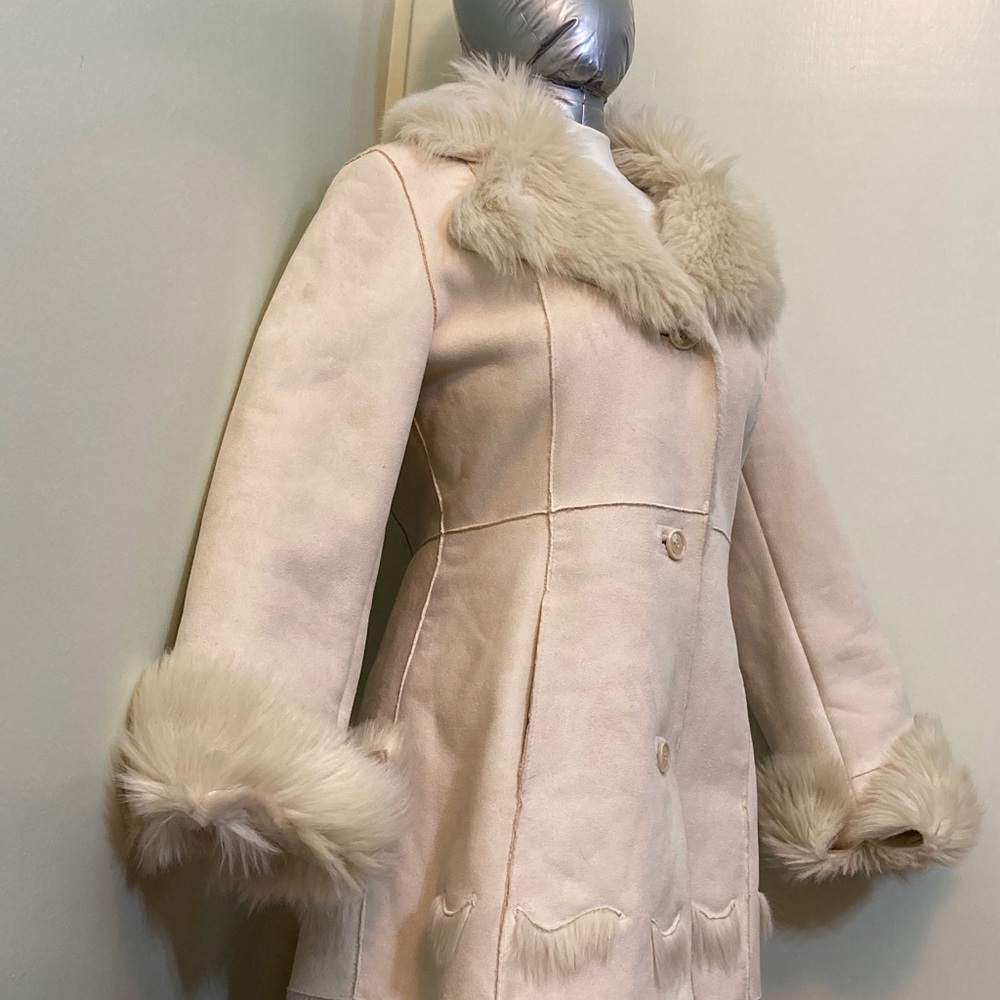 Novelti Cream Faux Fur Trim Coat - Picture 3 of 16